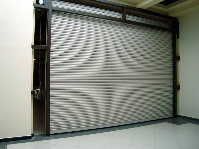 Роллетные ворота DoorHan в Краснодаре с установкой