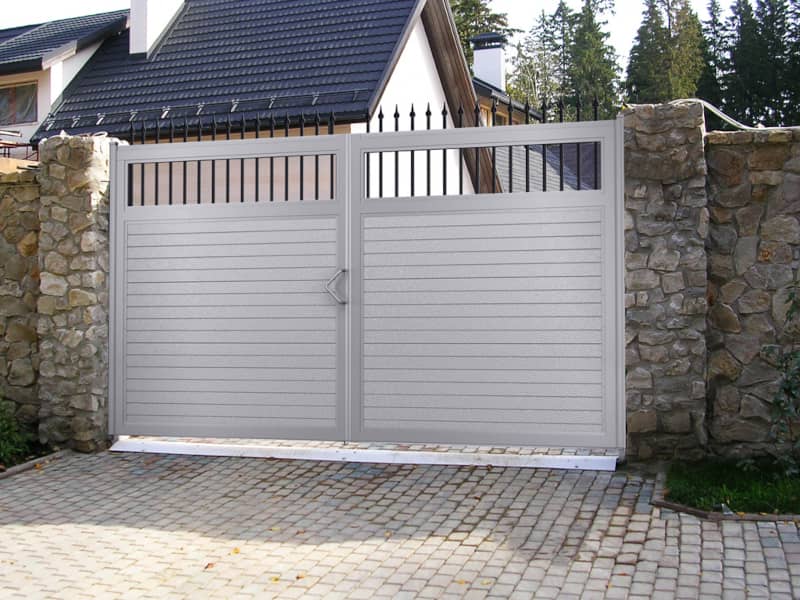 Уличные ворота DoorHan в Краснодаре с установкой